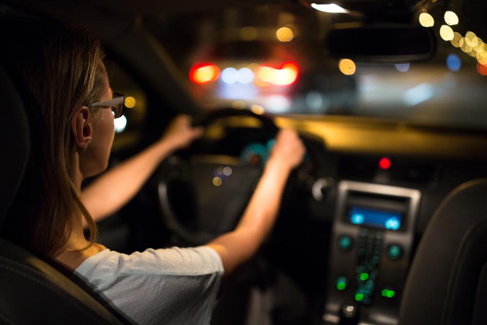 7 Tips For Driving At Night With Astigmatism